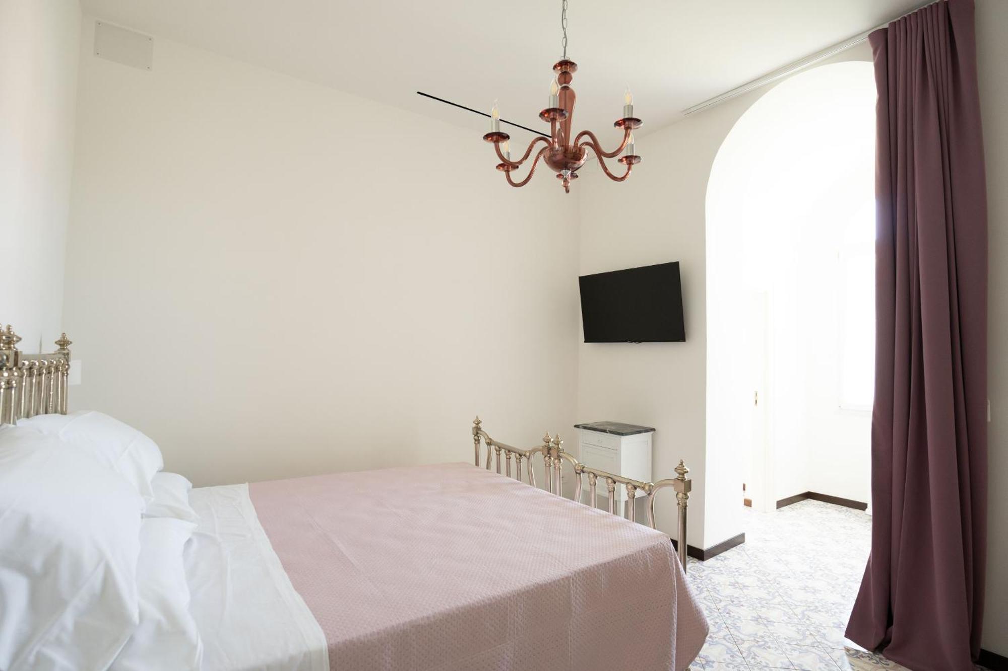 Hotel Casa Enzina à Sorrente Extérieur photo