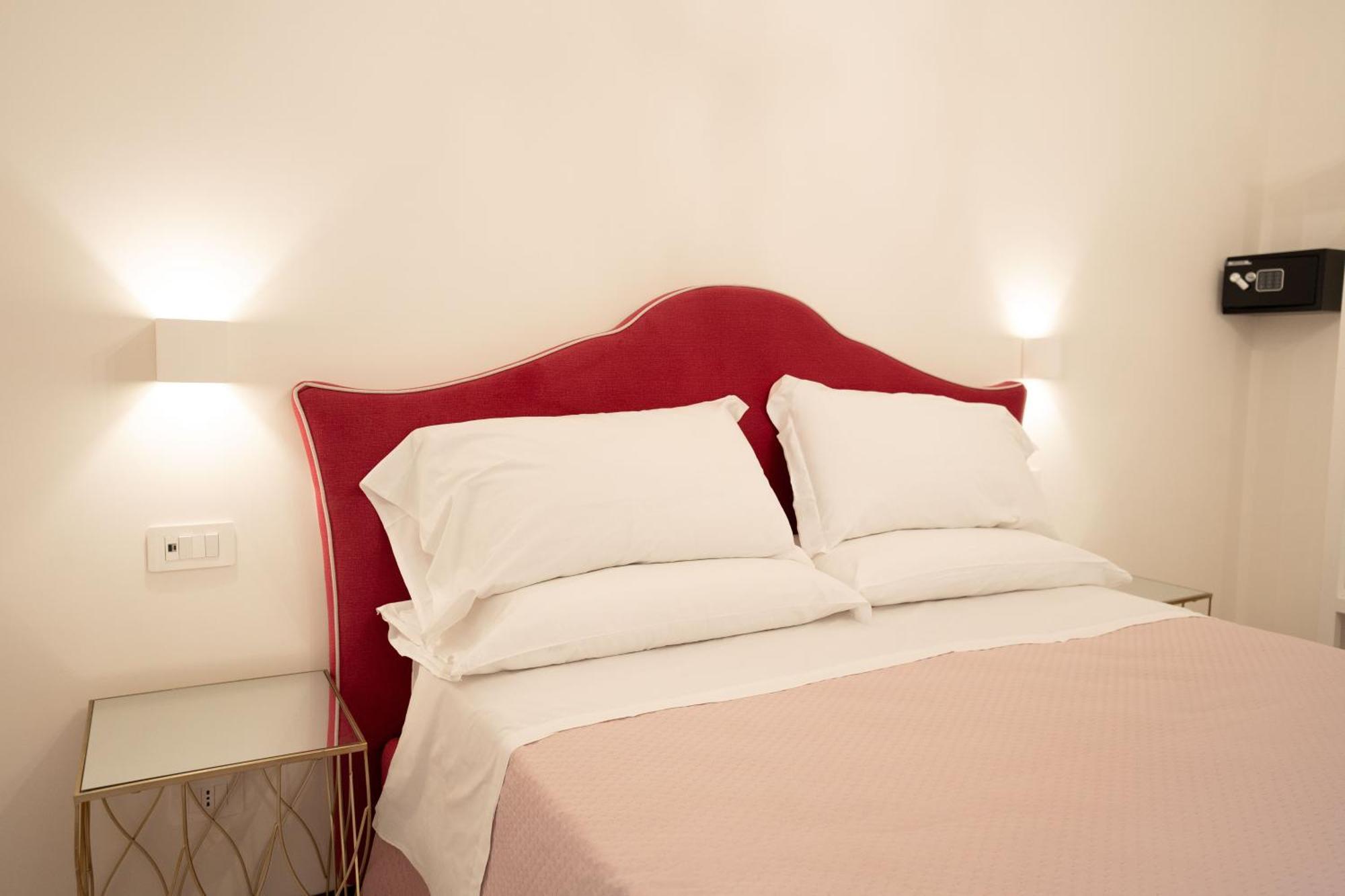 Hotel Casa Enzina à Sorrente Extérieur photo