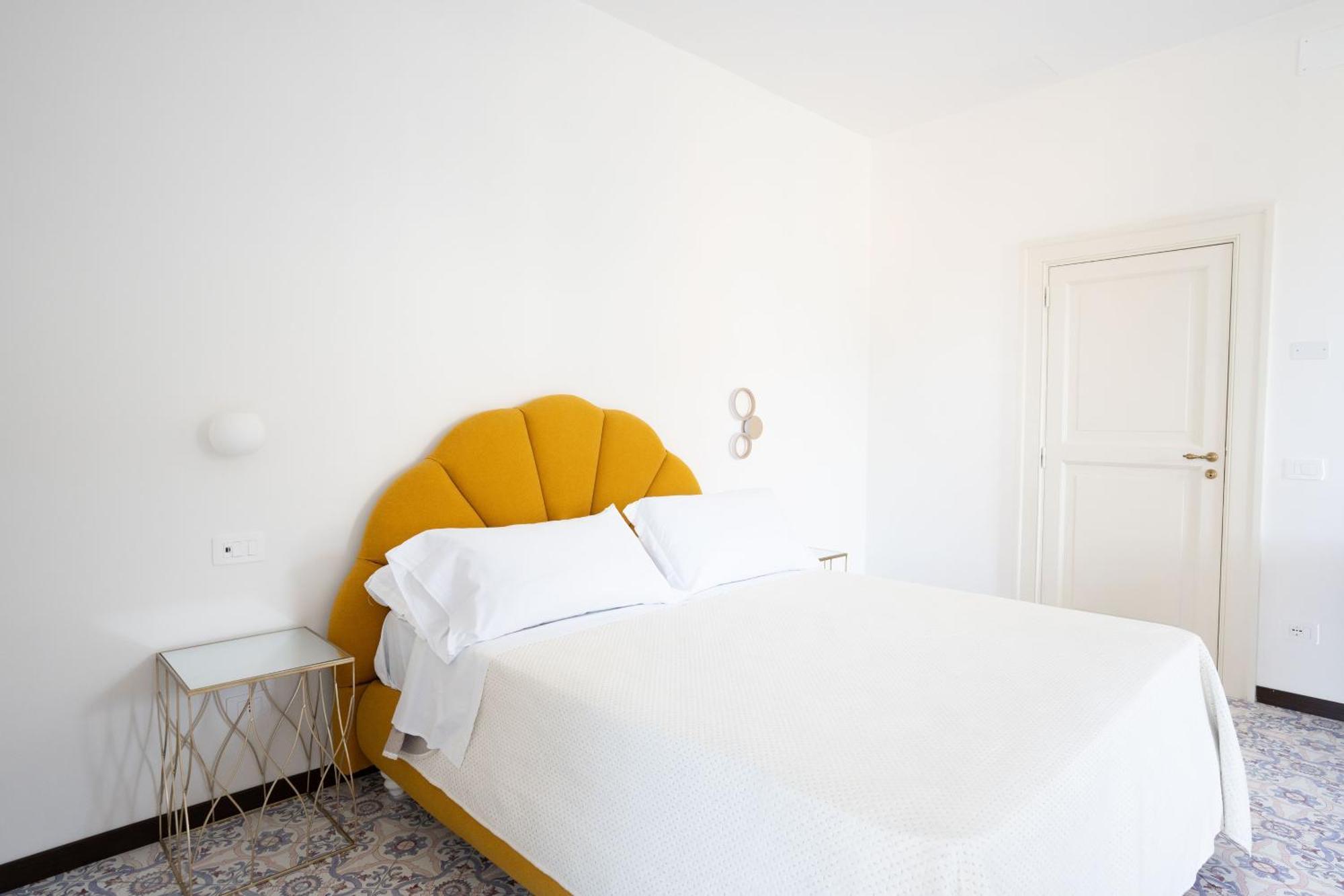 Hotel Casa Enzina à Sorrente Extérieur photo