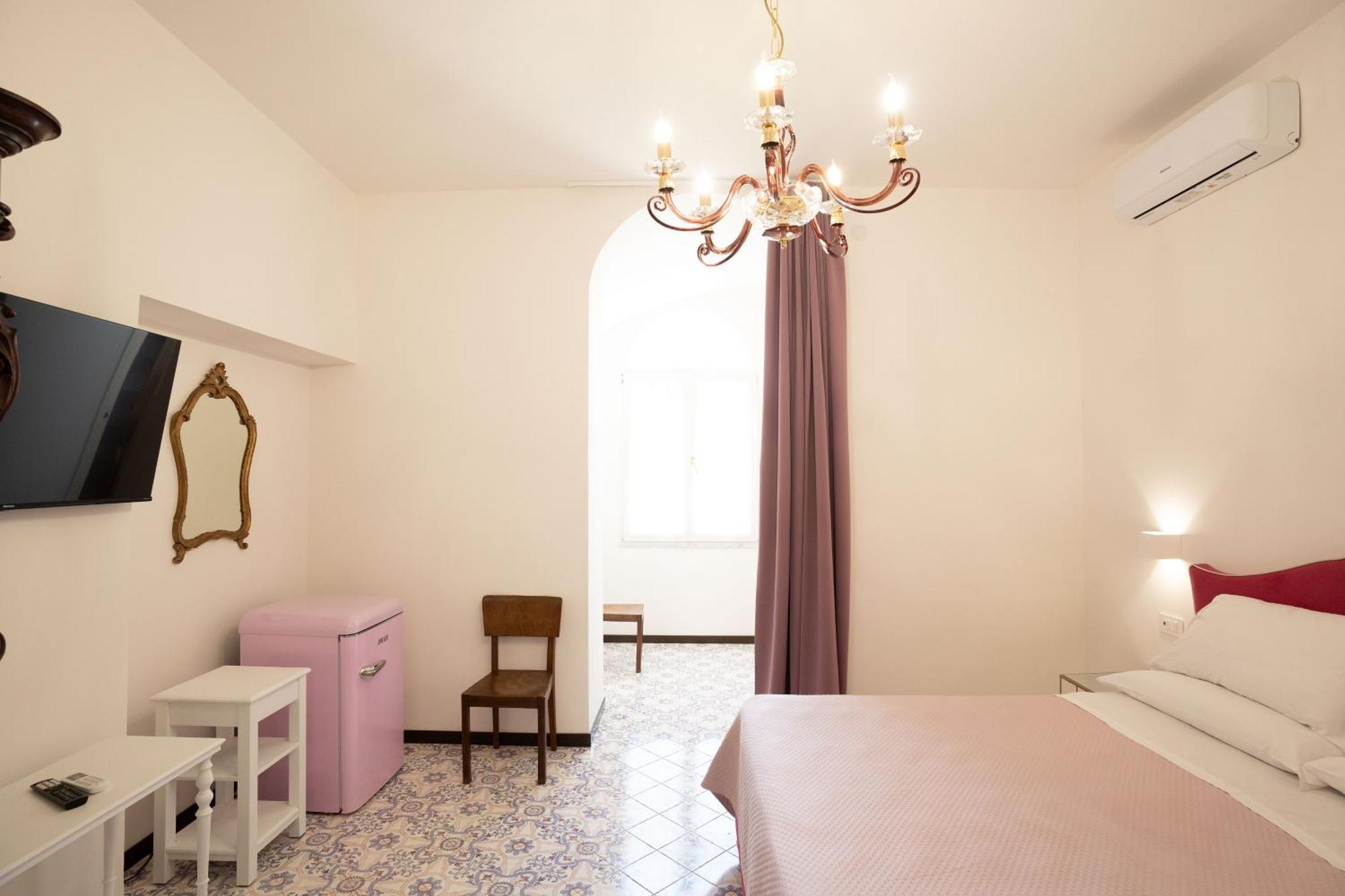 Hotel Casa Enzina à Sorrente Extérieur photo
