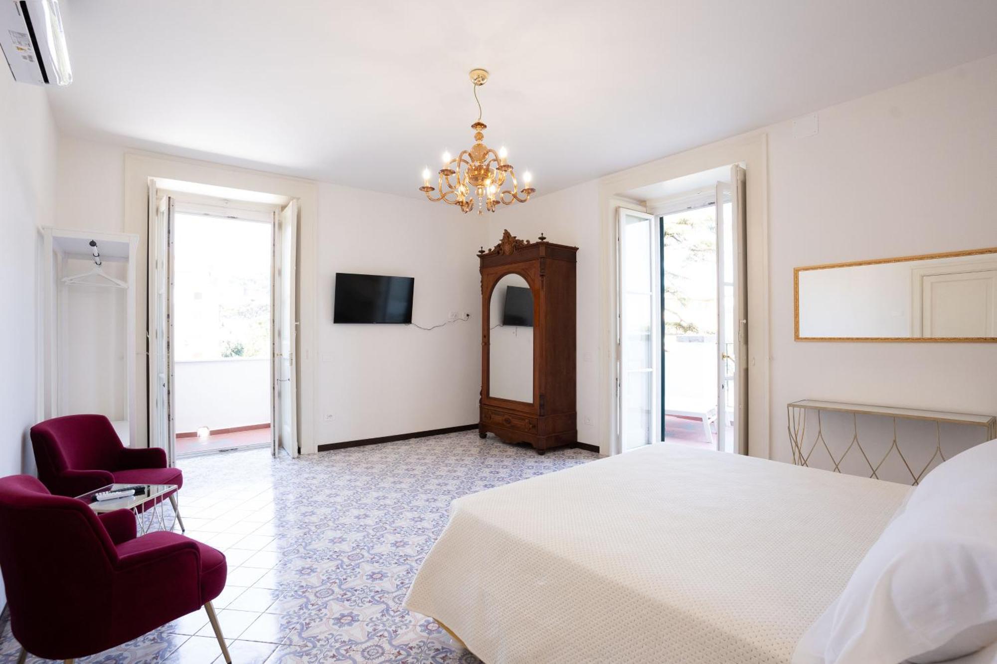 Hotel Casa Enzina à Sorrente Extérieur photo