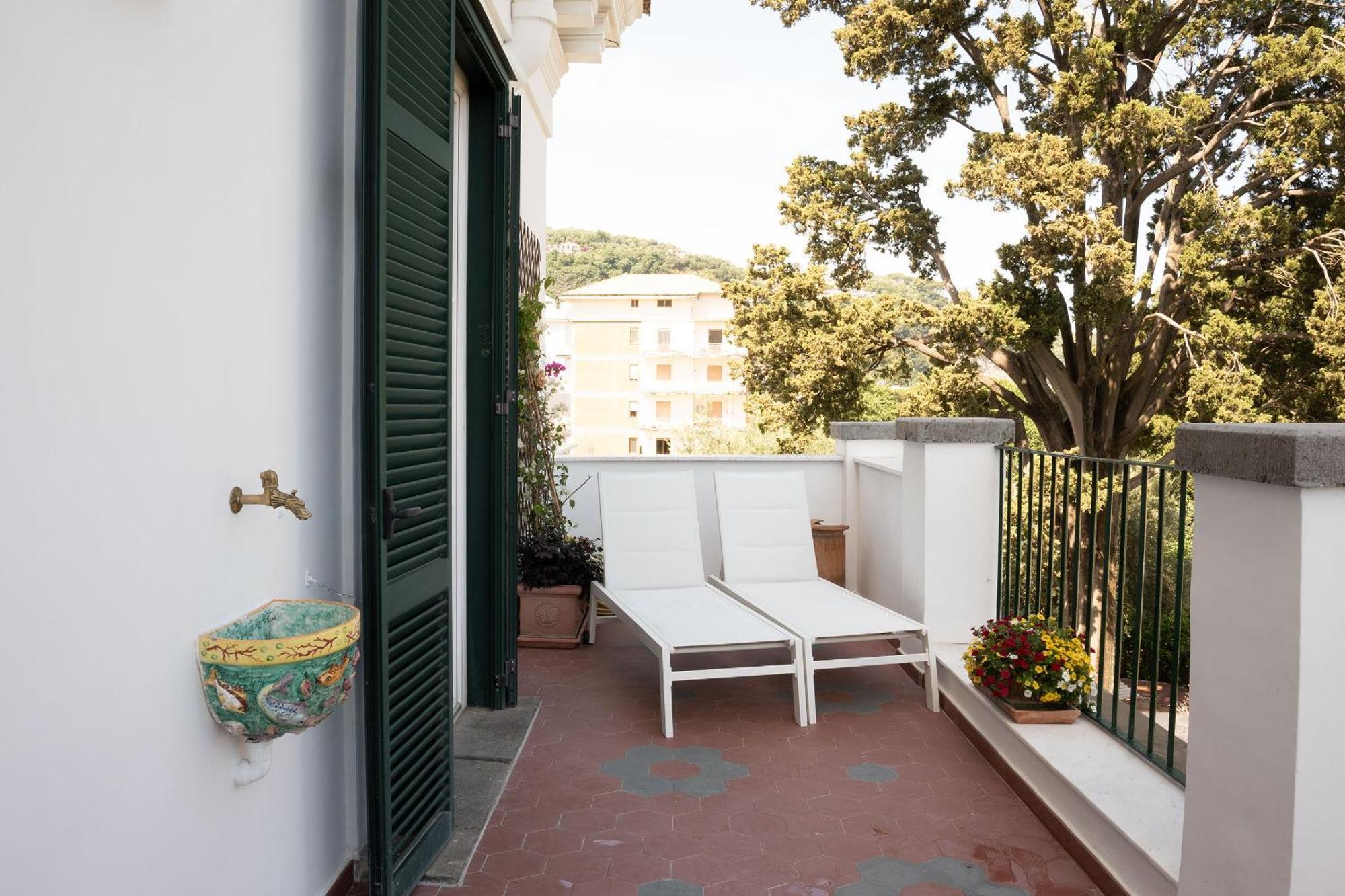 Hotel Casa Enzina à Sorrente Extérieur photo